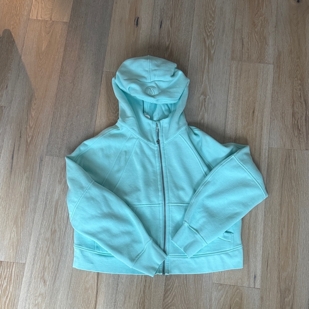 Mint Green full Zip-Up scuba